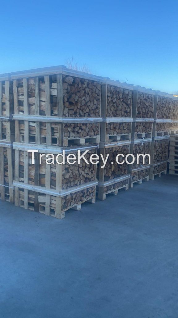 Top Quality Kiln Dried Split Firewood,Kiln Dried Firewood in bags Oak fire wood 18-26 logs 25 cm wide