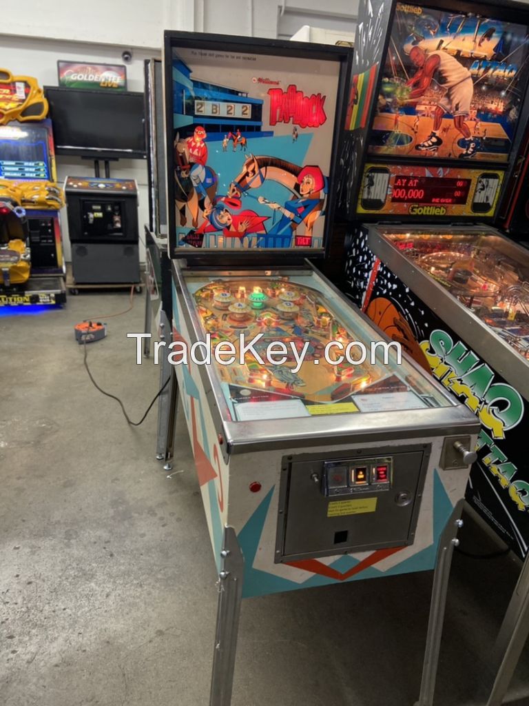 pinball machine coin operated games