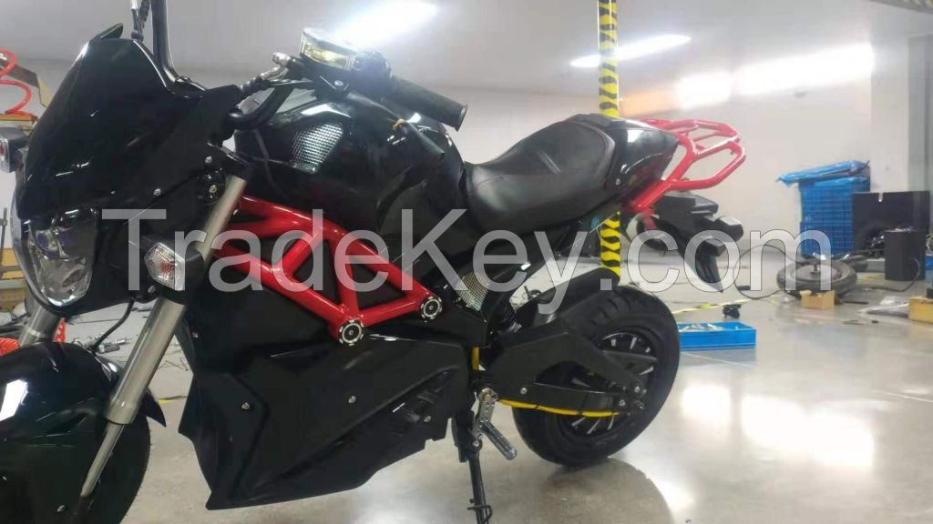 2021 High-end Electric Motorcycle Racing Type Scooter 5000W Long Range 100km High Speed 80km/h