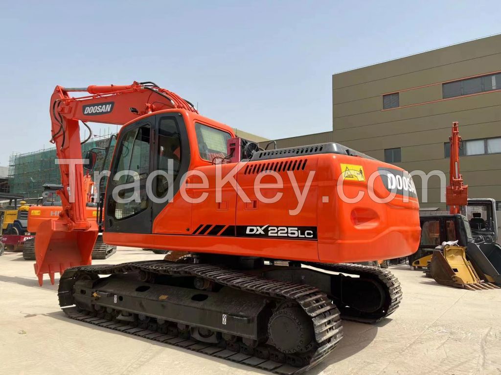 used doosan dx225lc dx300 excavator crawler hydraulic building excavator