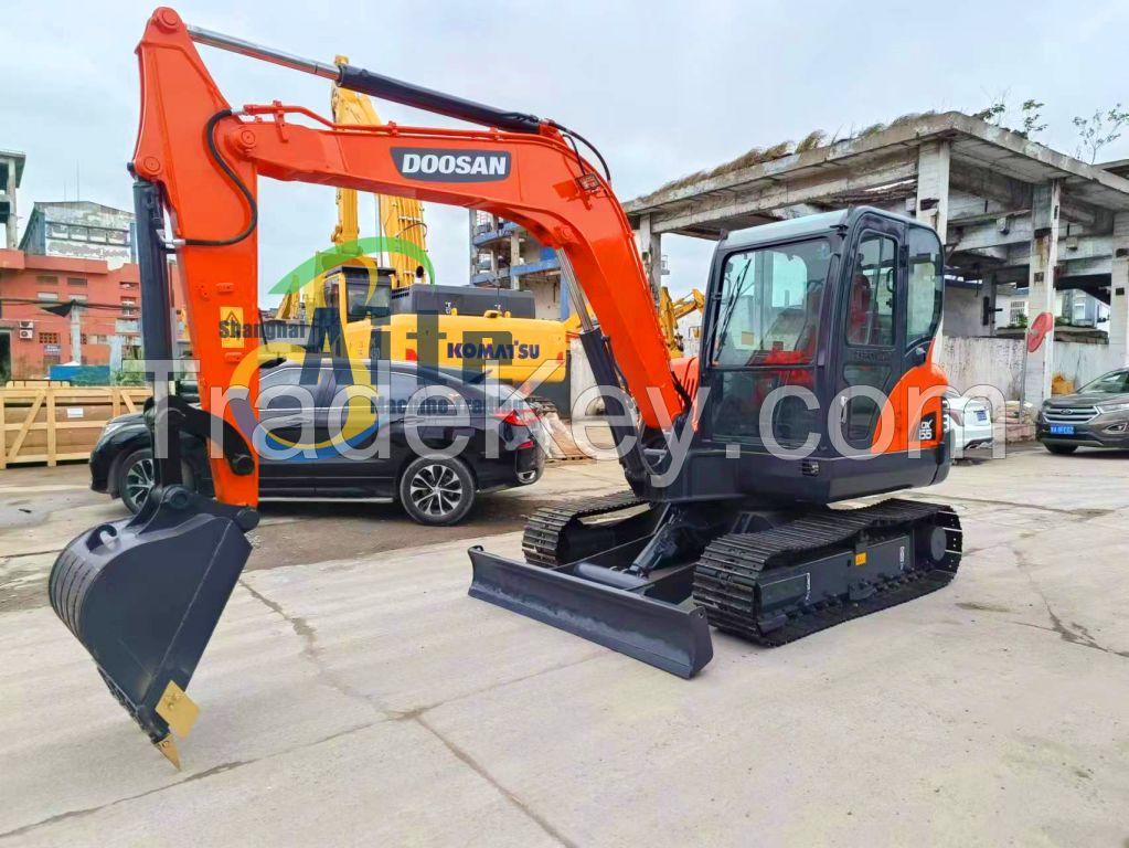 used mini digger doosan dx55 small 5 ton crawler excavator dh55 dx60 dx75