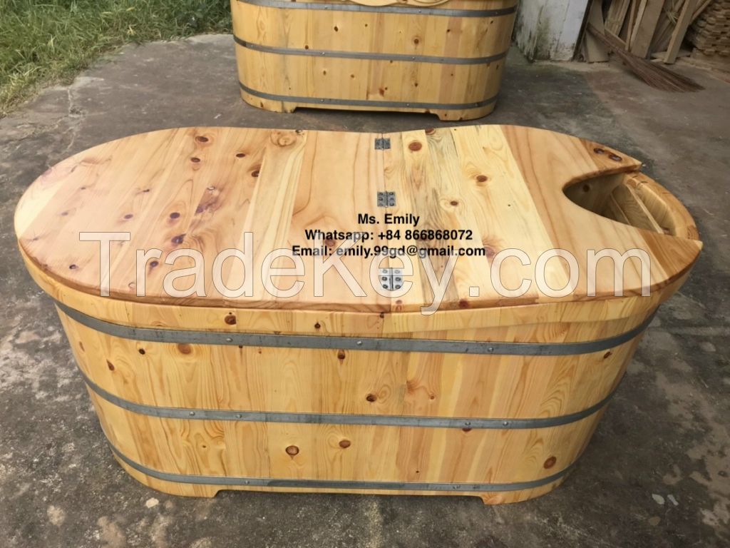 Vietnamese High Quality Indoor Freestanding Hot Tub Antique Wooden Bathtub For Hotel Spa with Very Good Price