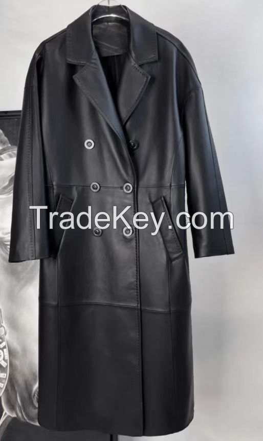 Mu-Leather coat