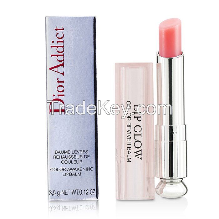 Dior Color Changing Lip Balm Moisturizes and Deep Exfoliation