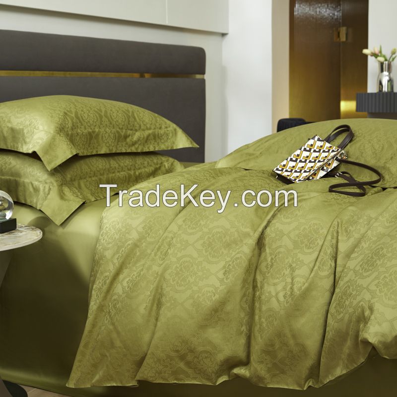 Best Selling Deep Green cotton 300 TC King Size Bedsheet With 2 Pillow Covers Plain Bedsheet Set For Home & Hotel Use
