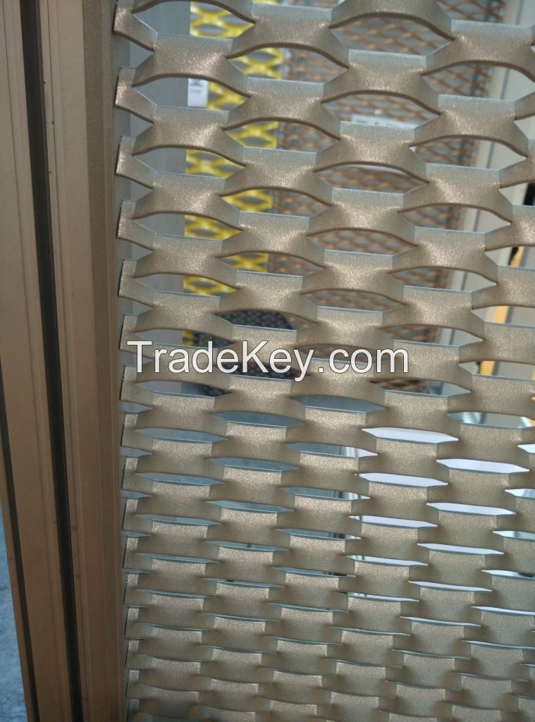 Expanded aluminium mesh for building decoration