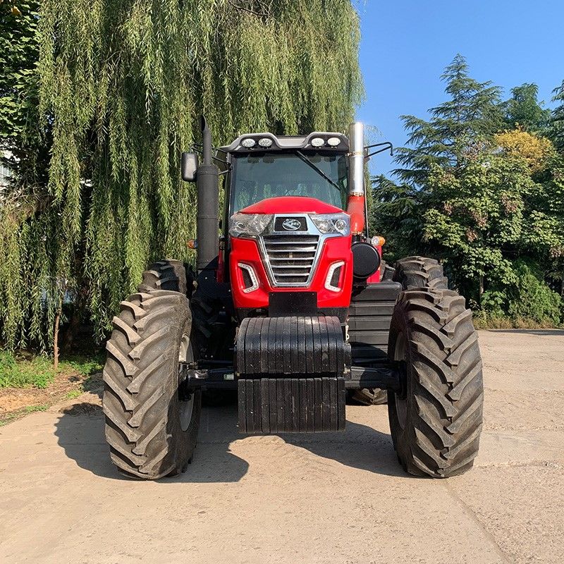 LTX1804 4WD Wheeled Tractor