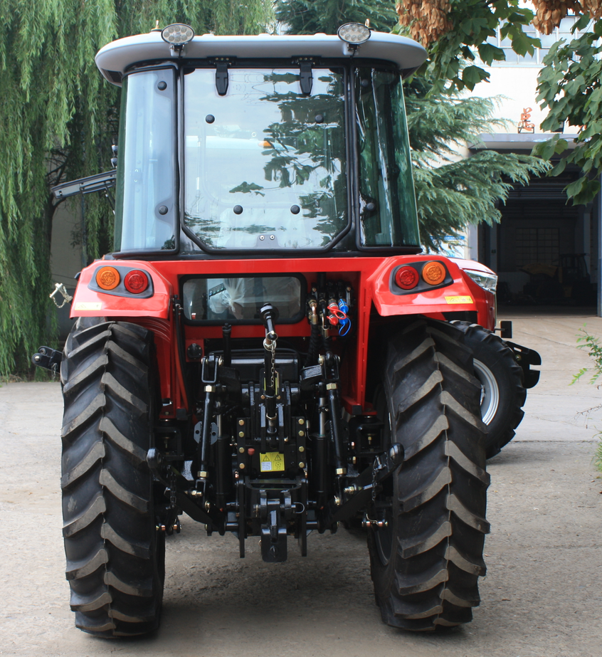 LT1004B 4WD Wheeled Tractor