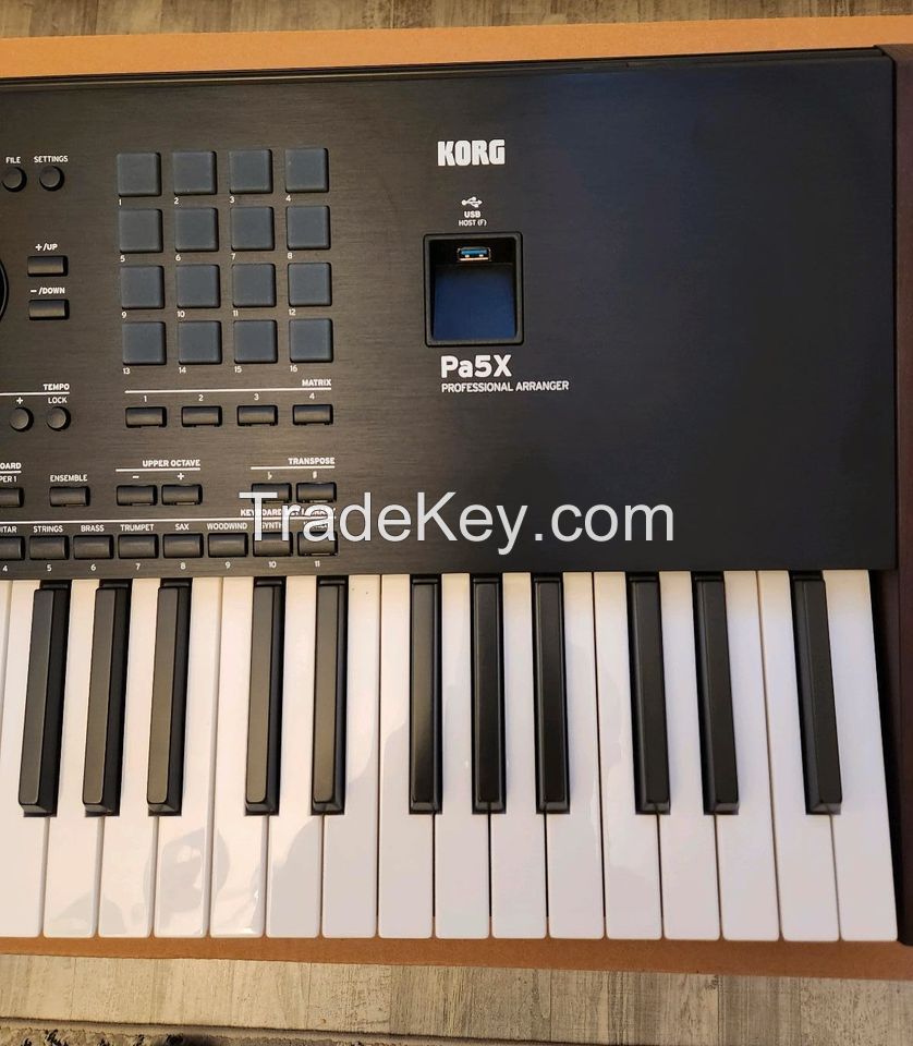 Korg PA5X 76-key Keyboard