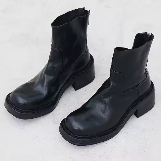 Customized Logo Made With Luxury High Quality Leather and Zipper Up Rubber Sole Woman Ankle Boots