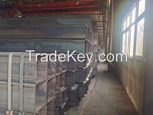 Factory Direct 1.5x1.5 Inch Galvanized Square Tube Iron Pipe 0.9mm For Sale for greenhouse Construct