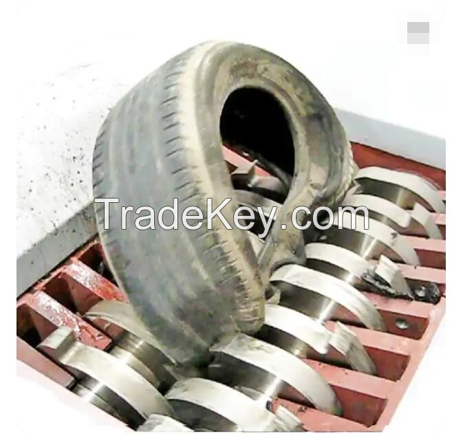 Waste Tire Shredder / Rubber Crusher / Old Tire Recycling Machine