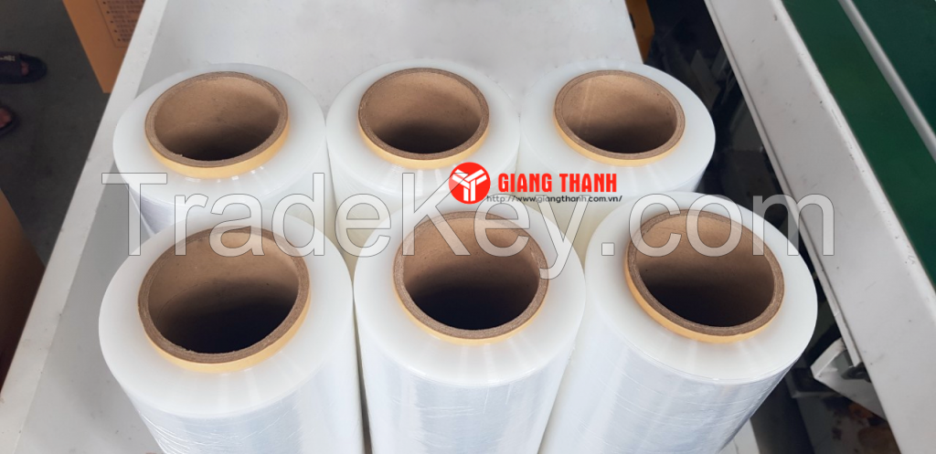 19 Years Experience Vietnam Moisture barrier films LLDPE stretch film for Cargo Protection