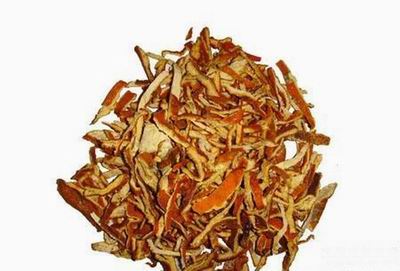 dehydrated orange peel pieces or slices