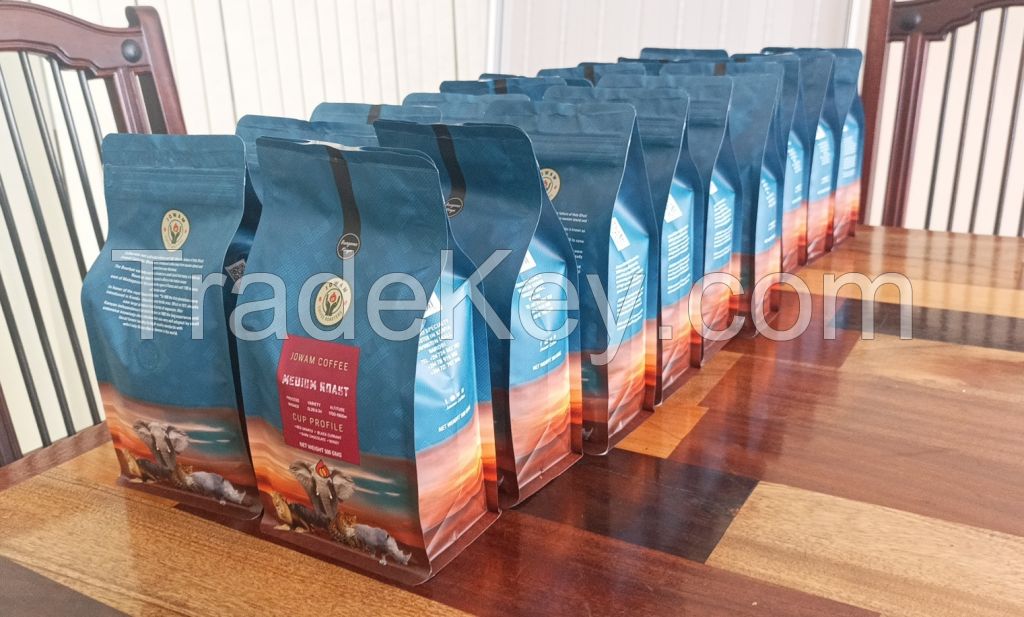 Arabica speciality Kenyan Green and roasted coffee