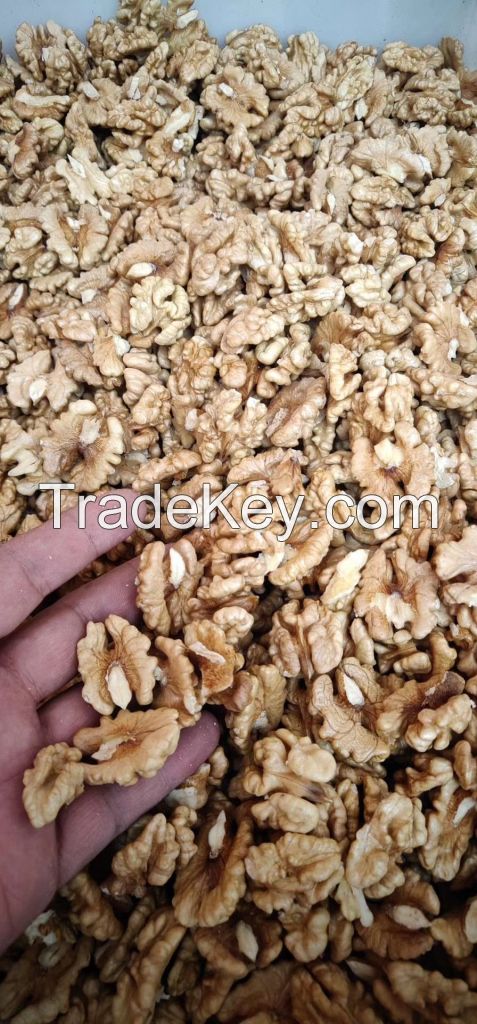 Walnut  Walnut Kernels