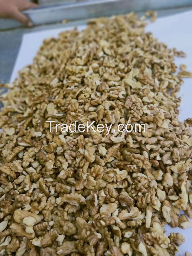 Walnut  Walnut Kernels