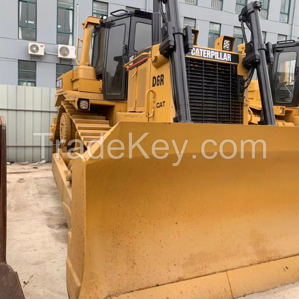 Used CAT D3C bulldozer at a low price, available CAT D3C D4C D5H D5K D5M D6D D6M D6R D7G D9R, global direct shipping