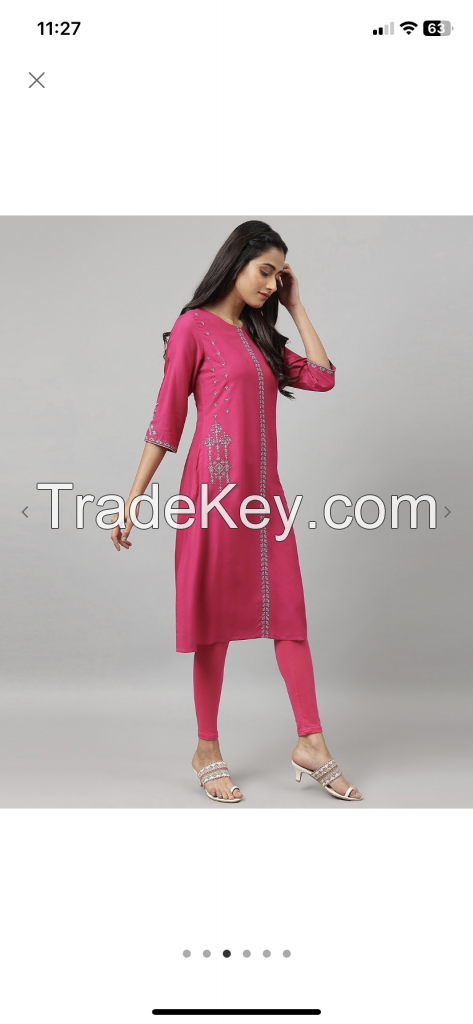 WOMEN KURTA SET AND WEARABLE