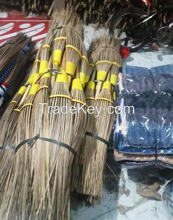 coconut broom stick handel
