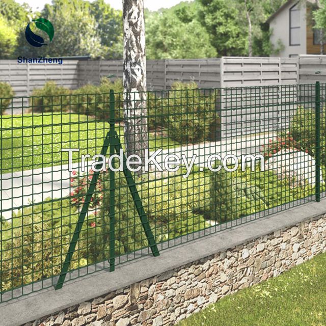 Welded Wire Mesh Rolls Galvanized And Pvc Coating Wire Fence Euro Fencing