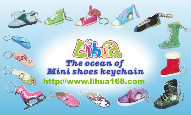 shoes keychain