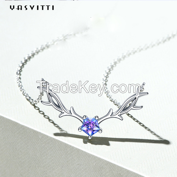 Trendy Hypoallergenic 45cm 2.8g Deer Antler Pendant Necklace Real Silver Necklace SGS