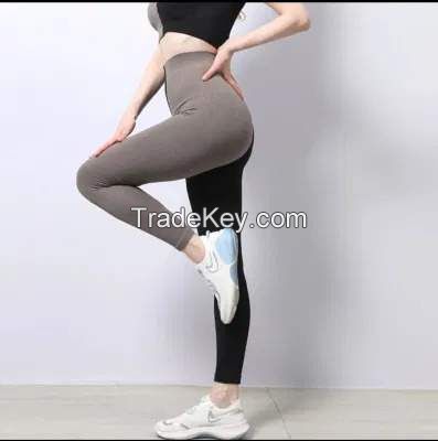 OEM Custom High Waist Seamless Knitted Tight Yoga Pants Black Solid Seamless Leggings