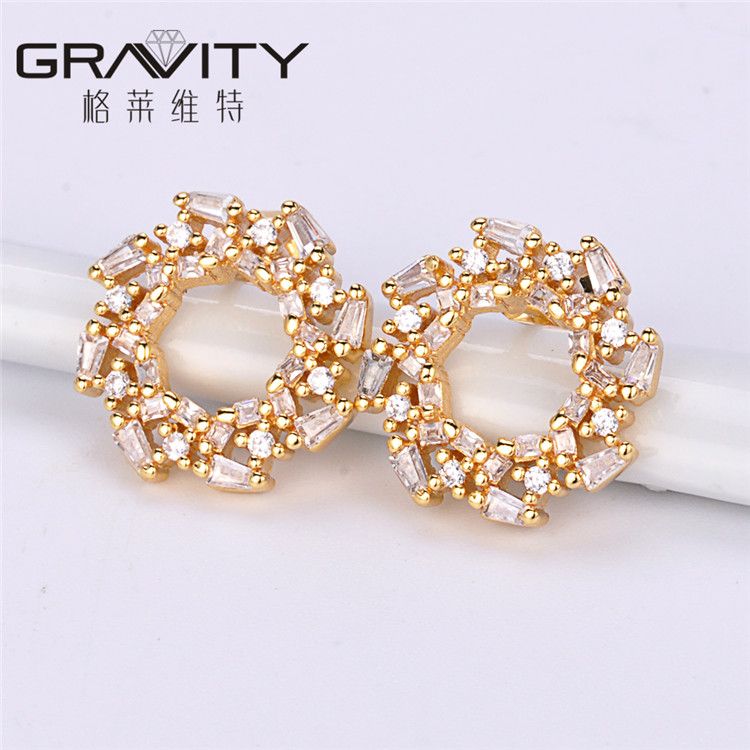 2017 Latest Top New Model Designs Fashion Brass Plated 18k Gold Stud Earring