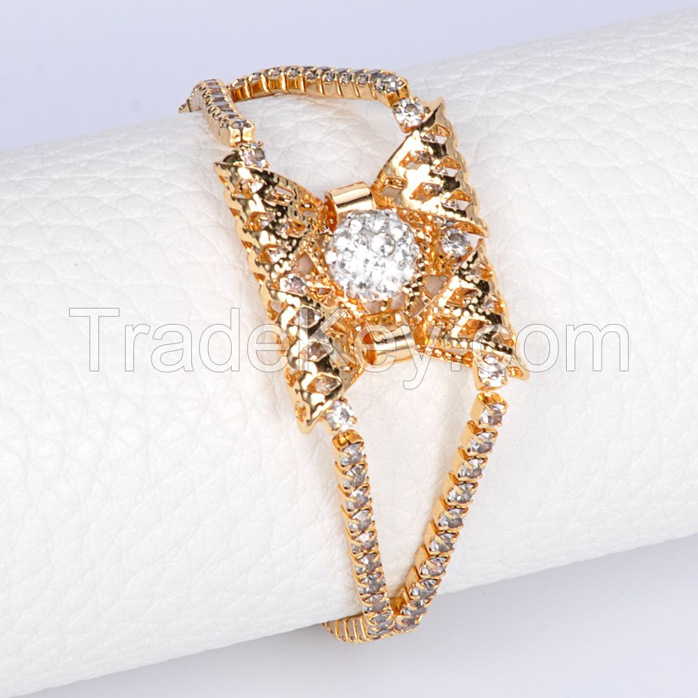 Shenzhen Gravity wholesale newest gold plated 18k charm bracelet designs custom jewelry gold smart bracelet 