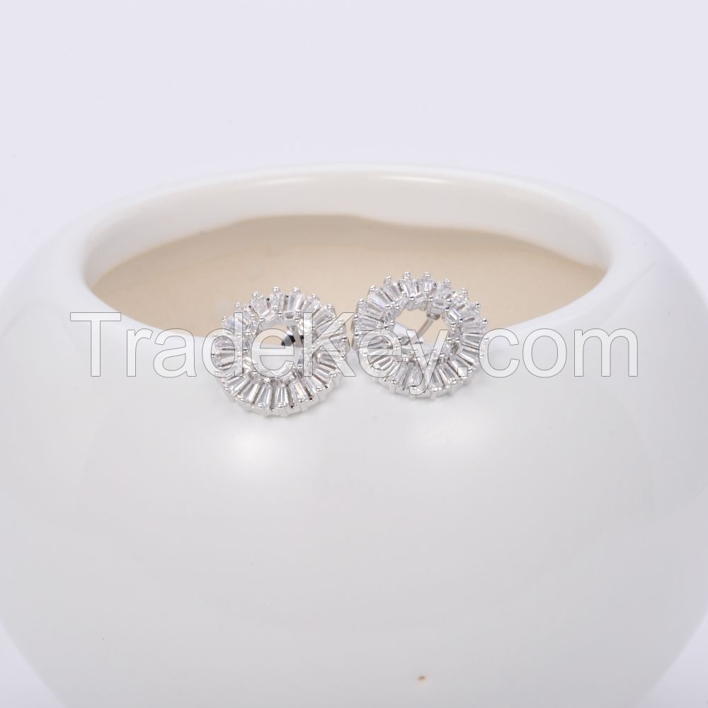 Latest custom newest design of korea earrings 18k white gold plated earrings jewelry fashion earrings stud for women