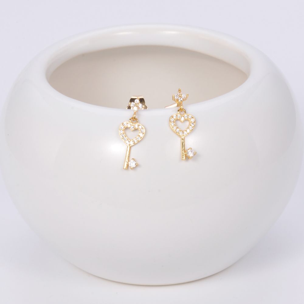 Wholesale latest designs 18k gold plated key shape earrings jewelry latest design of heart fashion pendant earrings for women