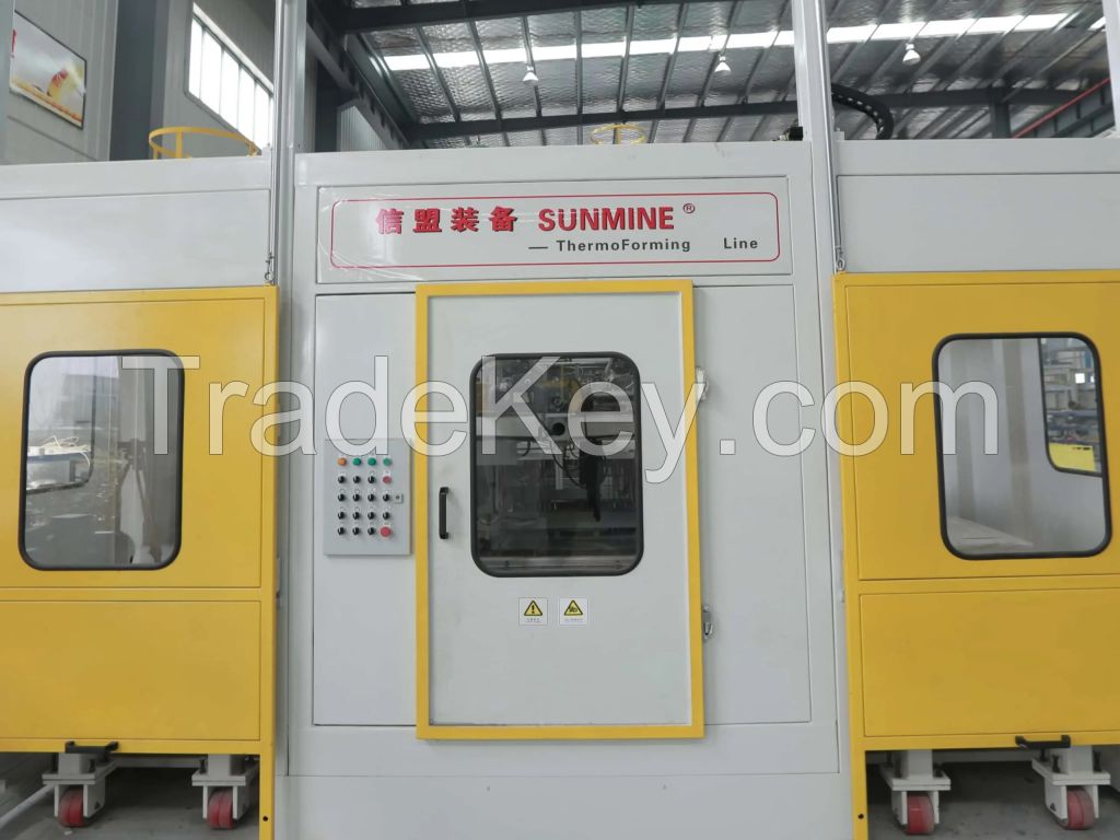 VACUUM THERMOFORMING MACHINE FOR CABINET LINER