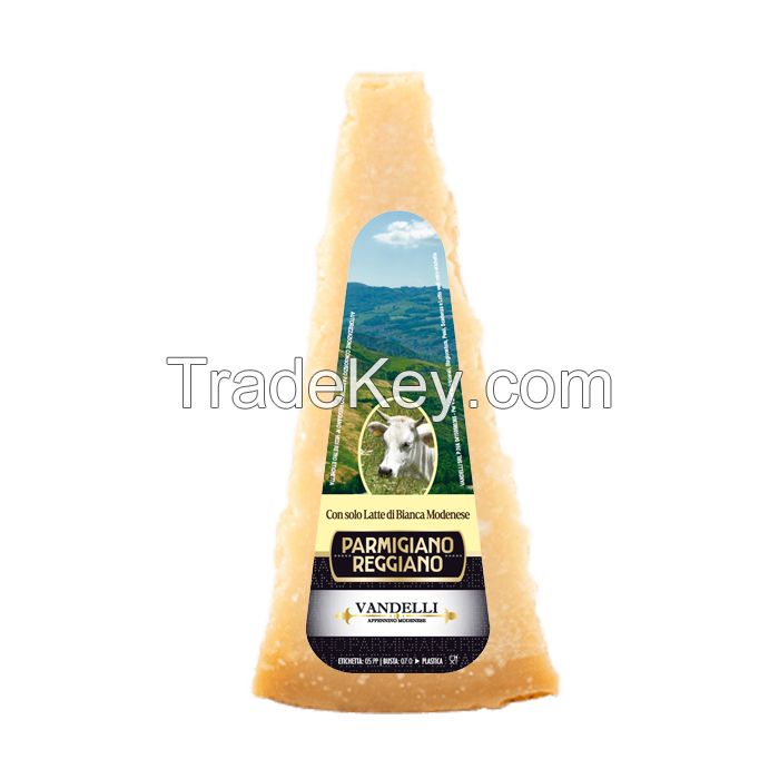 Parmigiano Reggiano Vacca Bianca Modenese 24 months Slow Food Presidium