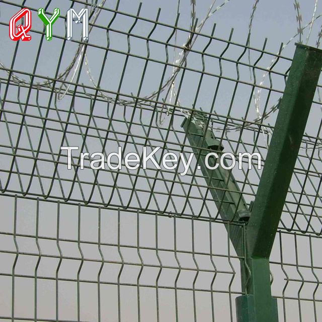 Welded Mesh Airport Fence Security Prison Wire Mesh Fence with Razor Barbed Wire