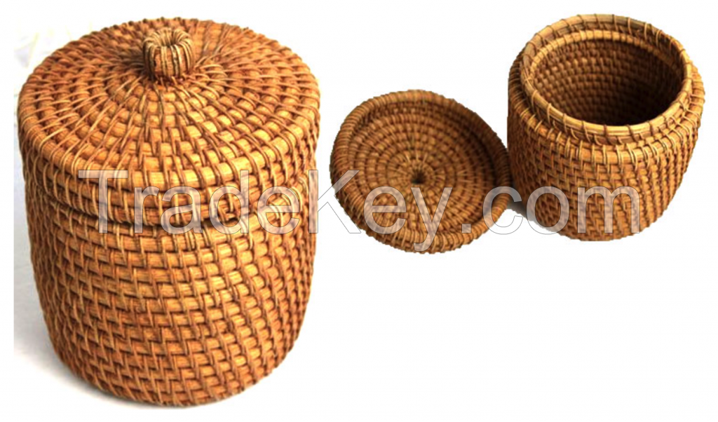 Exquisite Rattan Baskets from Indonesia â�� Elevate Your Business with Nature's Elegance