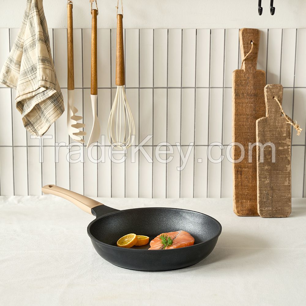 Non-Stick Cookware_Black and Special SF coating handle