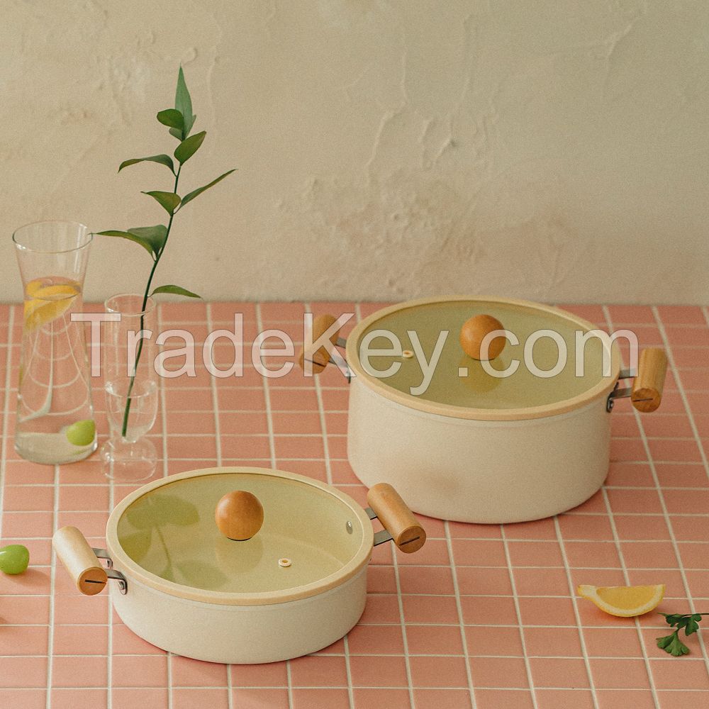 Butter Colored Cookware