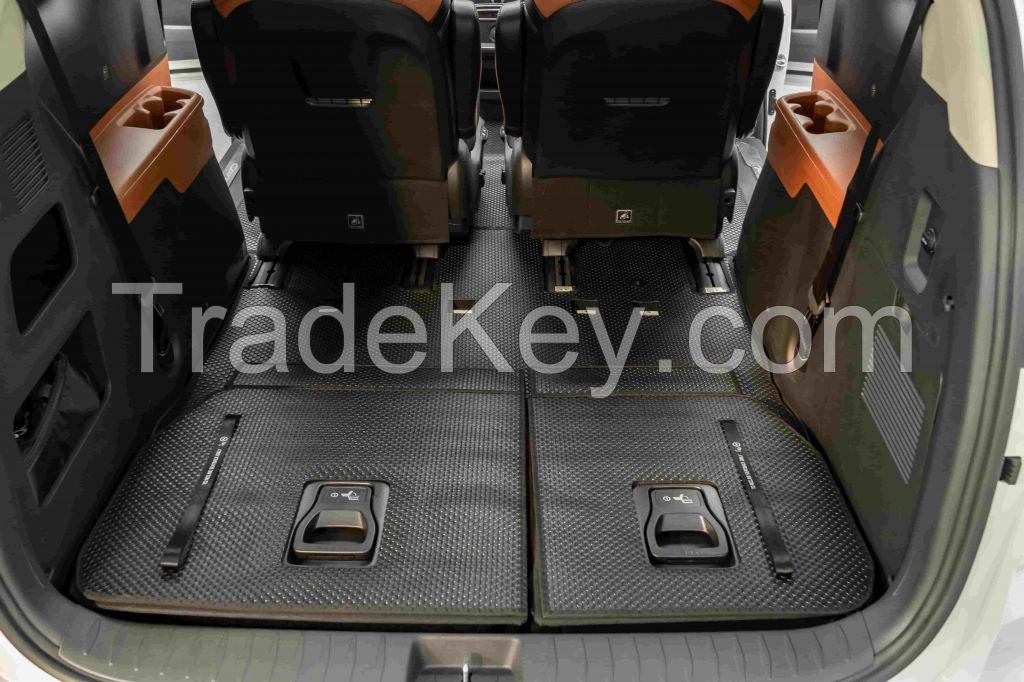 KATA Custom-fit PVC Car Floor Mats - Full set - All weather protection