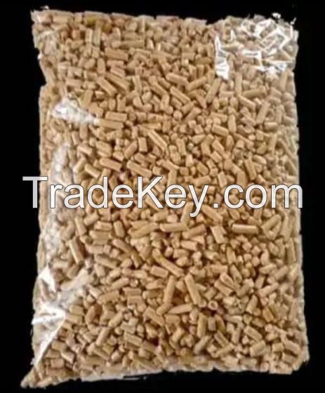 Express delivery Original Premium Wood Pellets EN Plus A1 Wood Pellet 15kg bags Pellets Premium Pine Wood Available