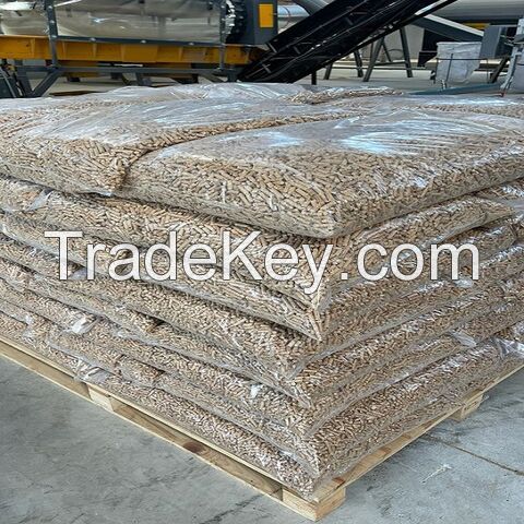 Buy Wood 15kg Bags Wood Pellets/ 100% Pine Wood Pellets for sale 