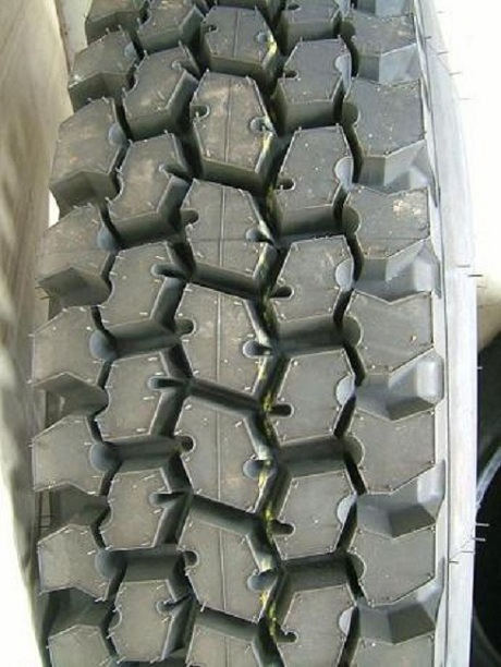 Radial truck Tire , radial truck tyre , truck tyre , truck tire , tbr