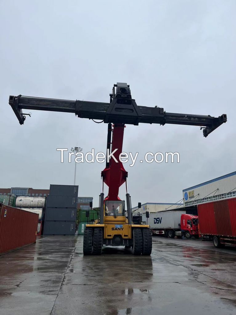 Reach stacker used 2021 year