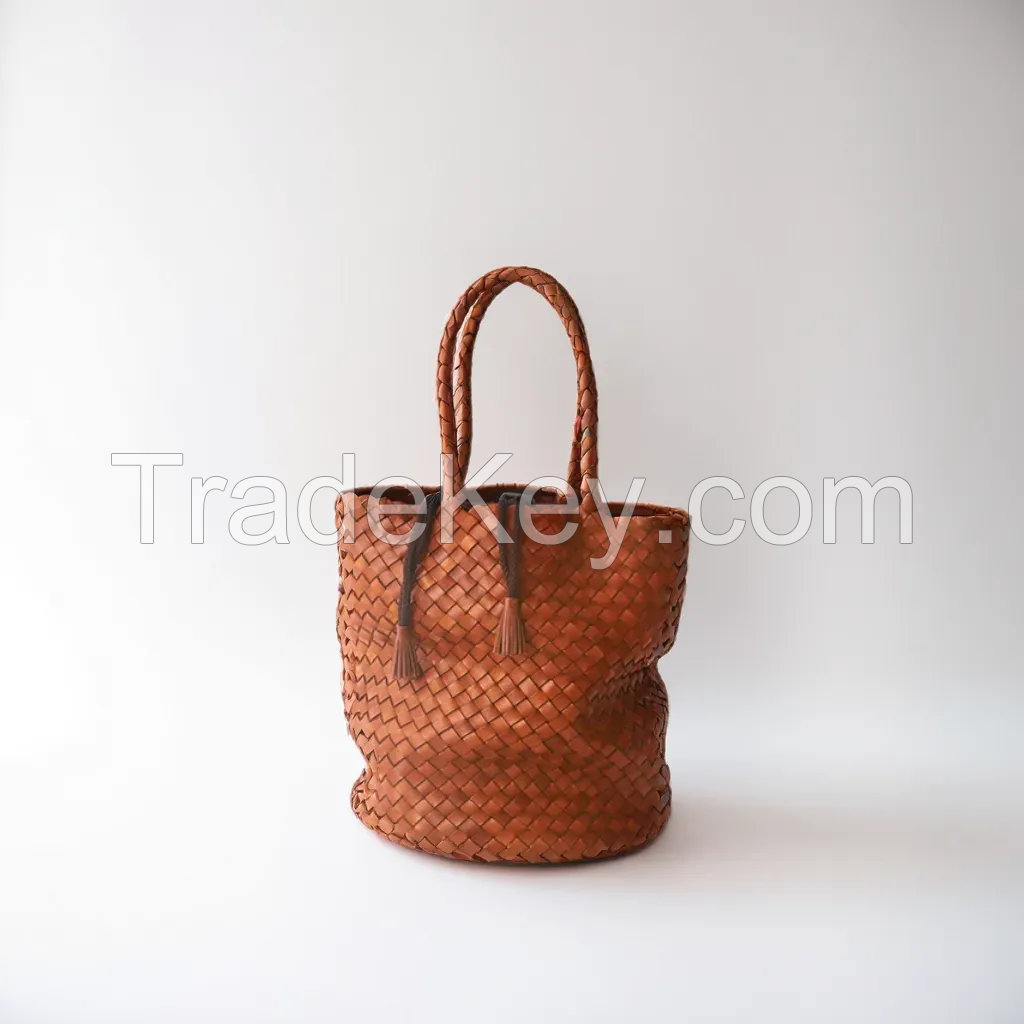 Handmade Leather Woven Bags - Unique Artistry for Timeless Elegance