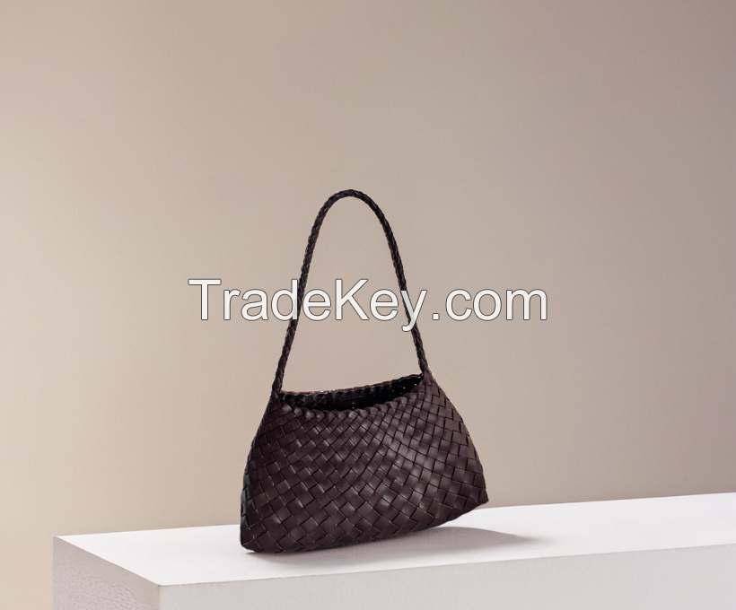 High-Quality Women's Genuine Leather Woven Basket Tote - Handmade Cowhide Handbag with Large Capacity for Shipping