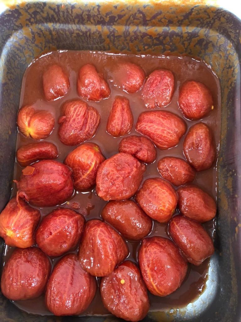 Whole peeled Tomatoes 