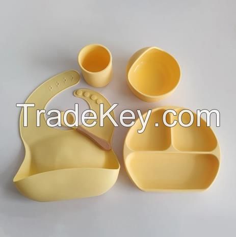 food-grade silicone safe bisphenol free baby care products Children's Meals Baby Items silicone bibs spoon fork baby feeding set