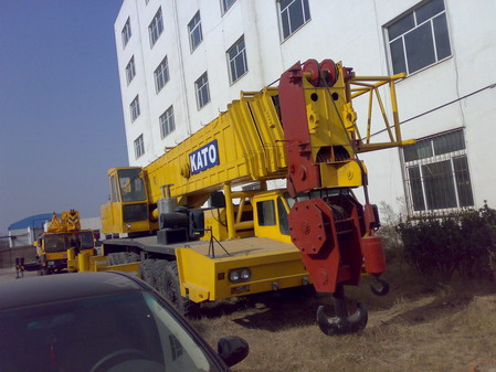 Kato used crane NK1600E-II 160t