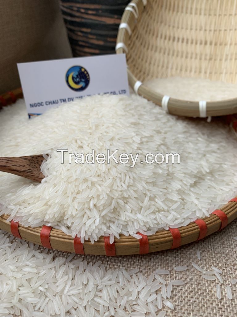 OEM Vietnam Factory Jasmine Rice Low Price High Quality Jasmine Long Grain White Riz 5% 25% Broken Vietnam Rice Packing 25kg bag