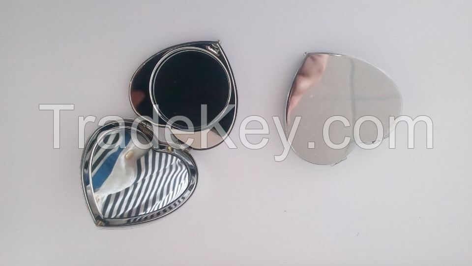 compact recess mirror, compact mirror, heart compact mirror, lip stick